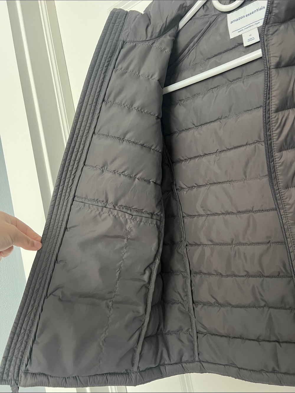 Amazon Essentials Puffer Jacket - Picture 6 of 7